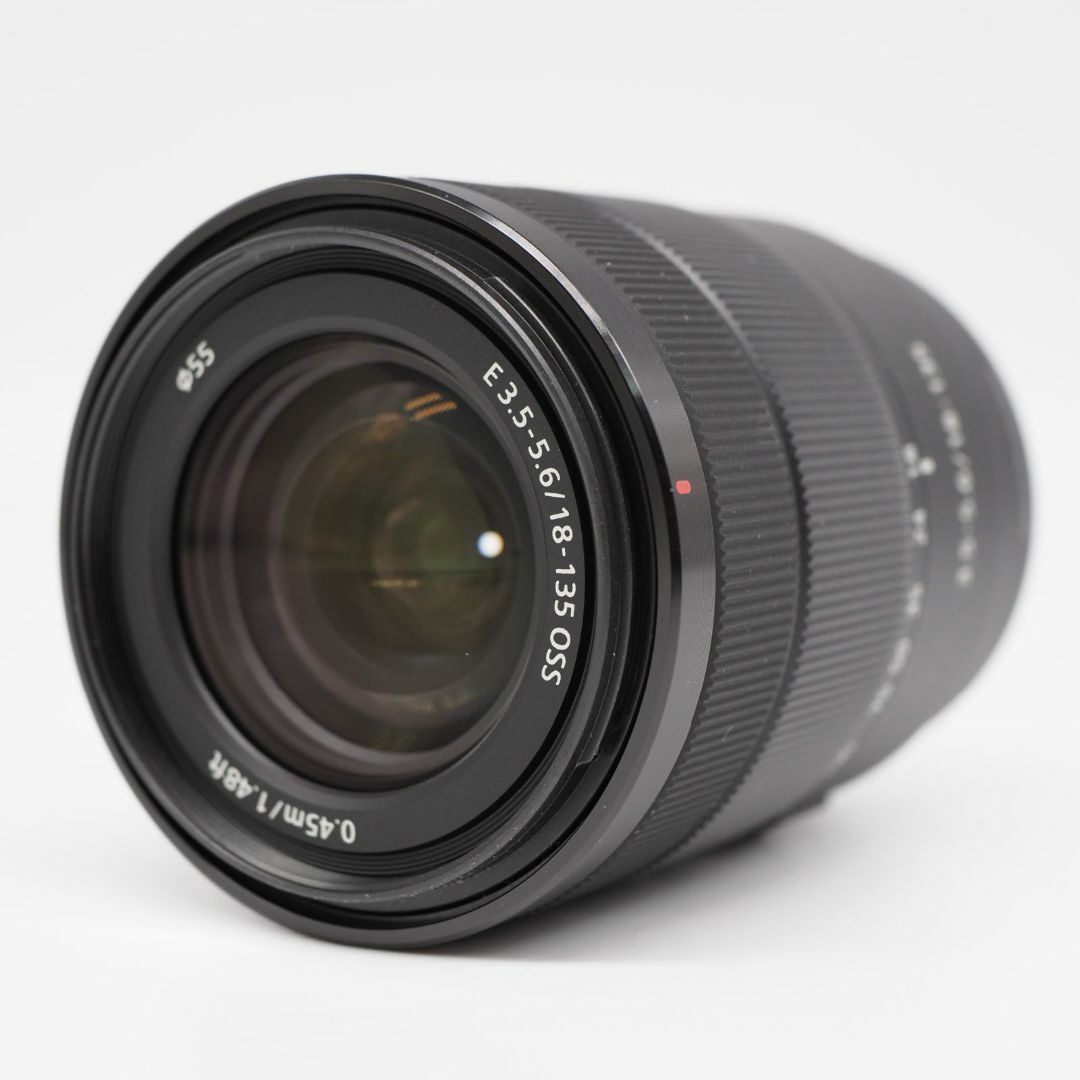 SONY(ソニー)のSONY E 18-135mm F3.5-5.6 OSS SEL18135 スマホ/家電/カメラのカメラ(レンズ(ズーム))の商品写真