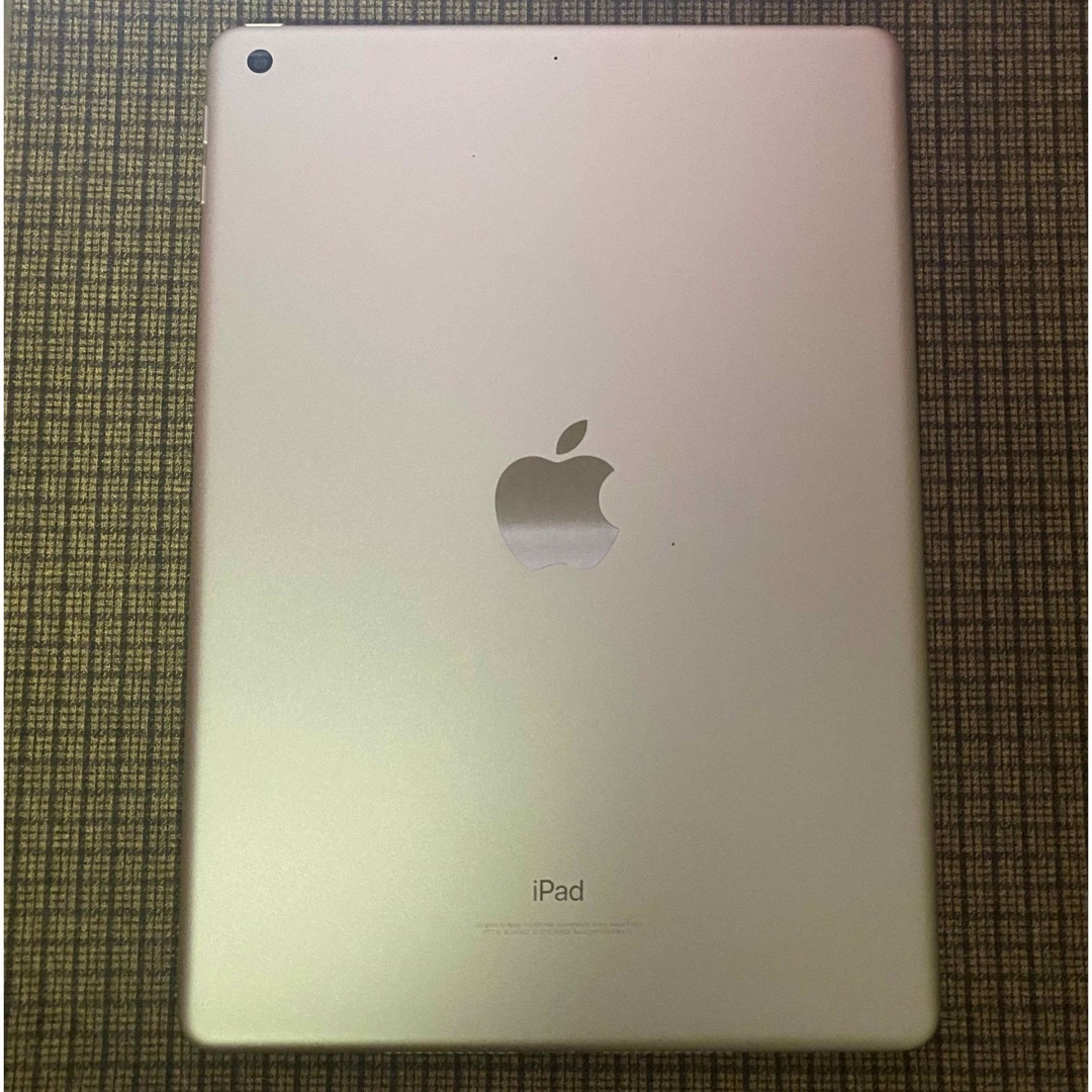 iPad(アイパッド)のiPad5世代  32GB wifi スマホ/家電/カメラのPC/タブレット(タブレット)の商品写真