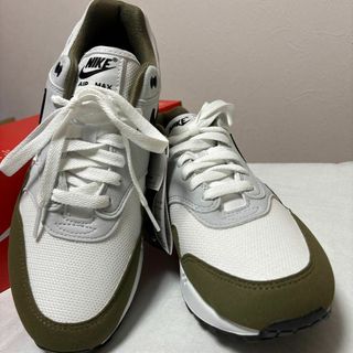 ナイキ(NIKE)のナイキ　エア　マックス　1 FD9082ー102 ホワイト　スニーカー　グリーン(スニーカー)