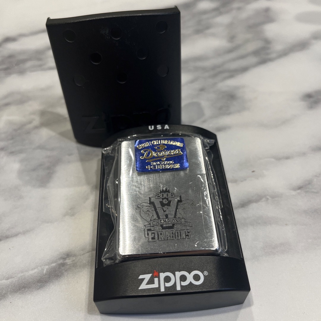 ZIPPO(ジッポー)のレアアイテム 優勝記念zippo スポーツ/アウトドアの野球(記念品/関連グッズ)の商品写真