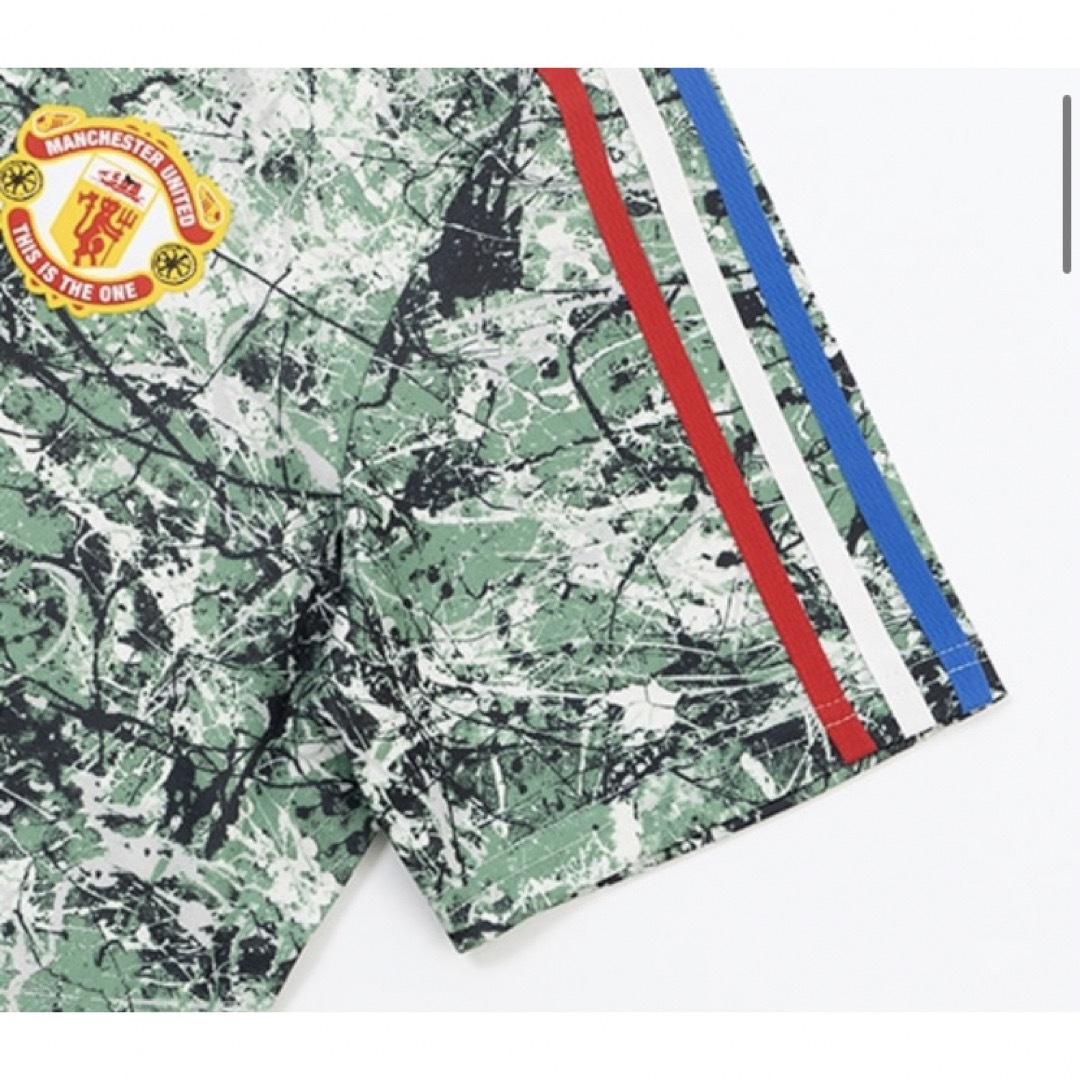 adidas(アディダス)のマンチェスターユナイテッド×THE STONE ROSES ICON XL スポーツ/アウトドアのサッカー/フットサル(応援グッズ)の商品写真