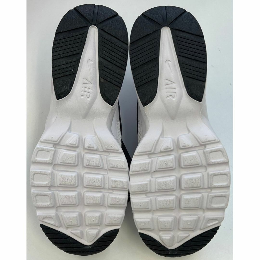 NIKE(ナイキ)の新品 ナイキ レディース エアマックス フュージョン ホワイト 25.0cm レディースの靴/シューズ(スニーカー)の商品写真