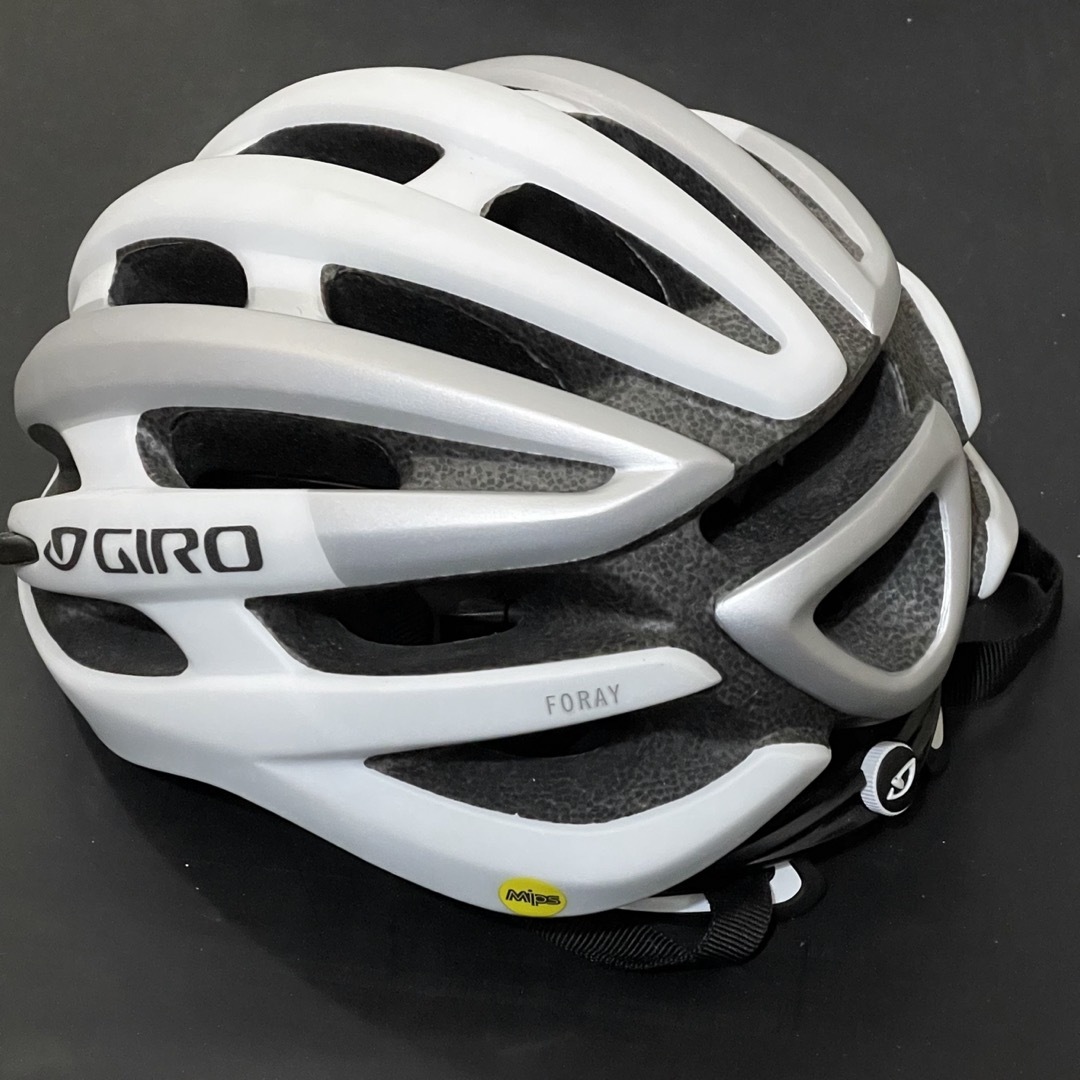 GIRO(ジロ)のGiro Foray Helmet MIPS 中古（Sサイズ） 自動車/バイクのバイク(ヘルメット/シールド)の商品写真