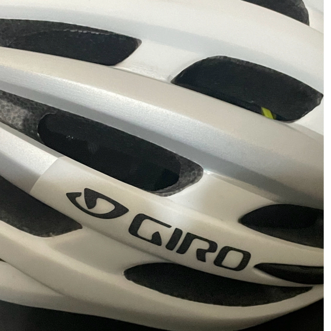 GIRO(ジロ)のGiro Foray Helmet MIPS 中古（Sサイズ） 自動車/バイクのバイク(ヘルメット/シールド)の商品写真