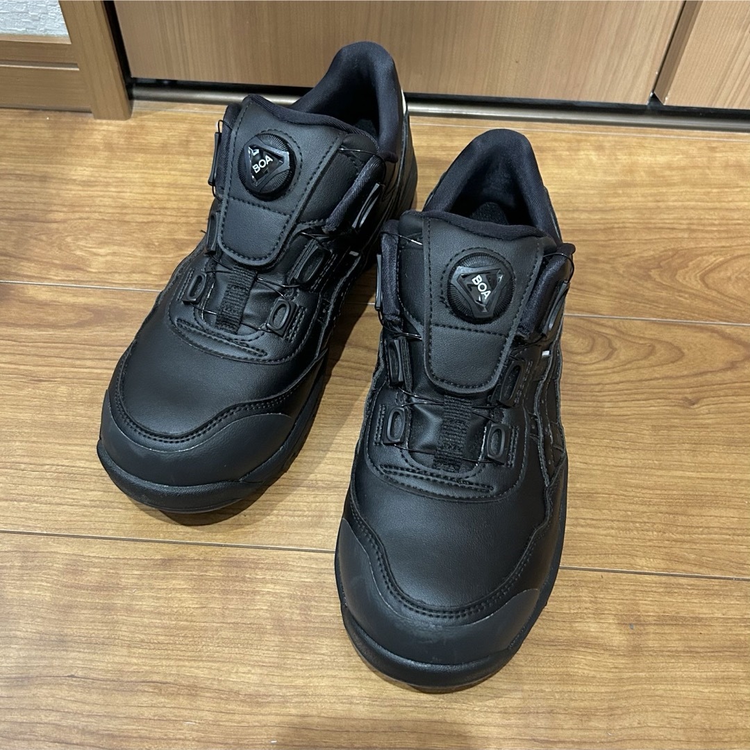 asics(アシックス)のアシックス  asics 安全靴 BOA 黒 スニーカー ウィンジョブ 24cm メンズの靴/シューズ(スニーカー)の商品写真