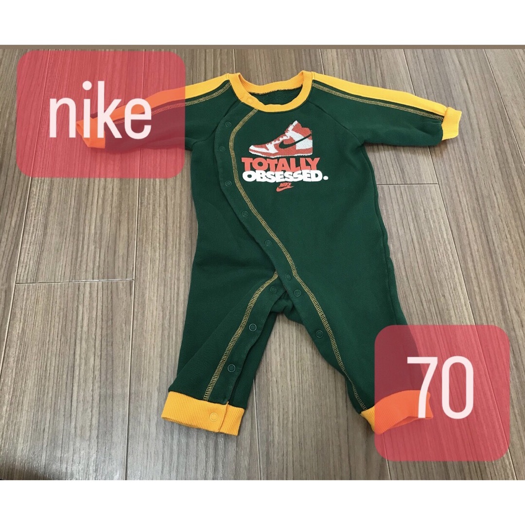 NIKE(ナイキ)のNIKE 長袖ロンパース　70 グリーン×イエロー　前開き　裏起毛 キッズ/ベビー/マタニティのベビー服(~85cm)(ロンパース)の商品写真