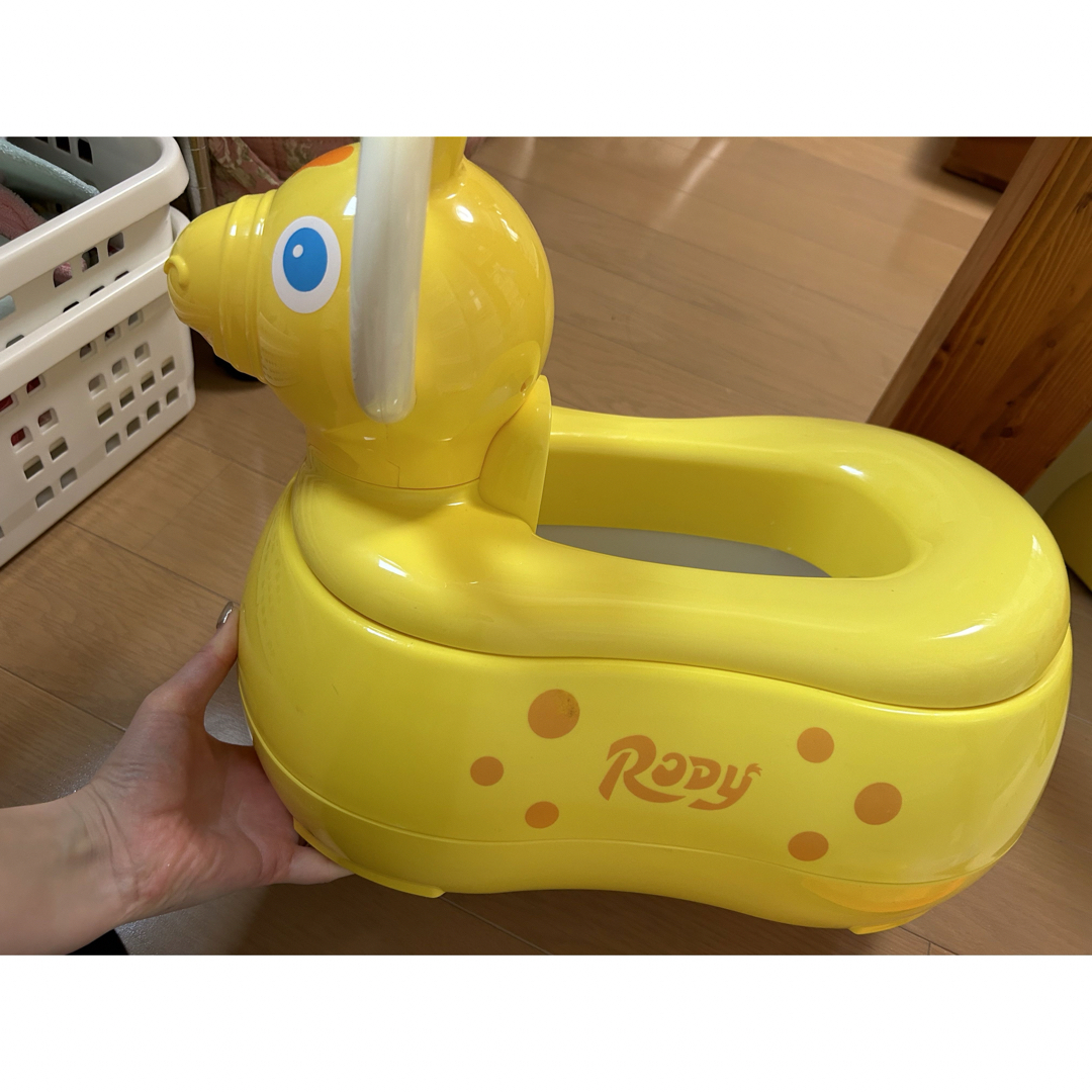 Rady(レディー)のrody baby potty  ロディおまる キッズ/ベビー/マタニティのおむつ/トイレ用品(ベビーおまる)の商品写真