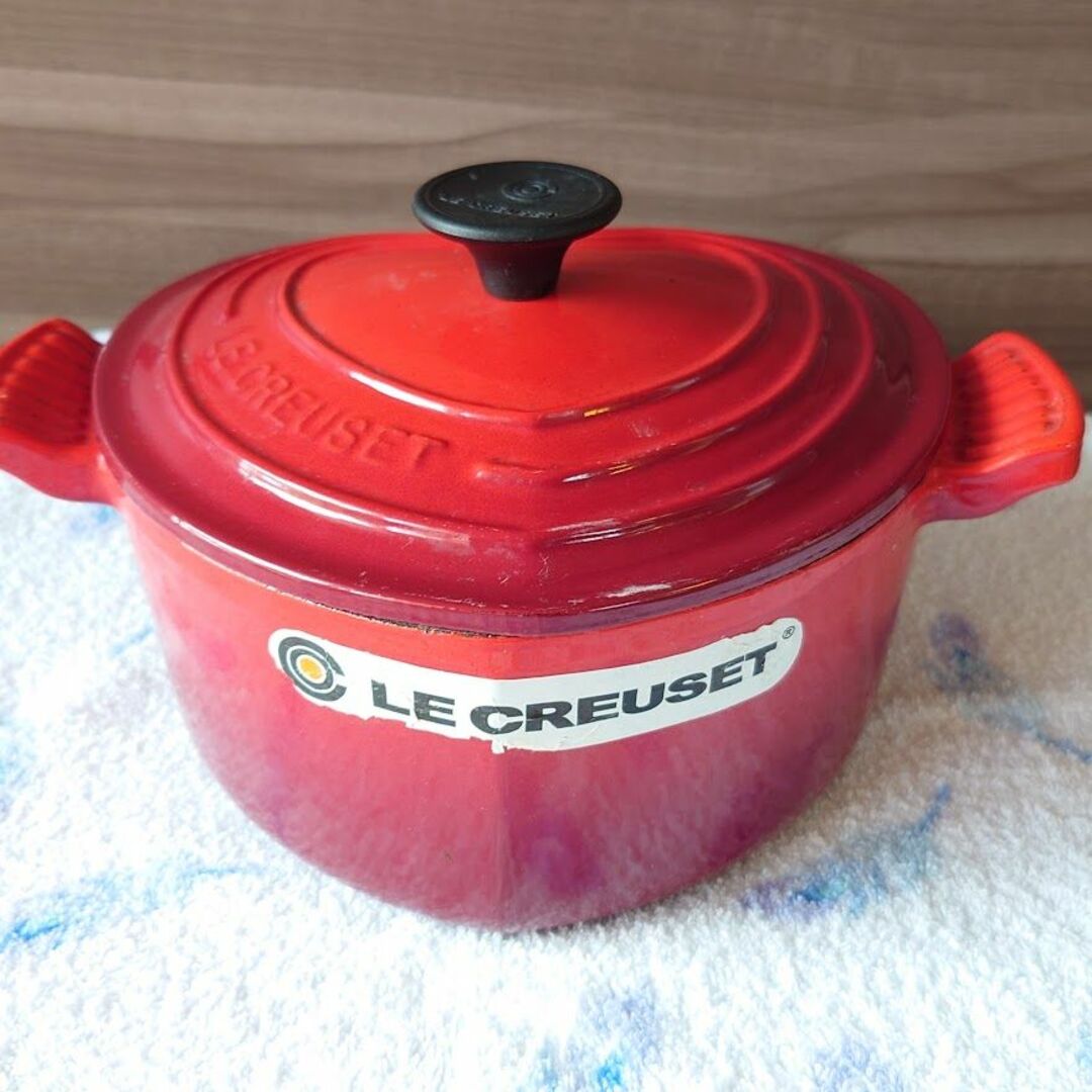 LE CREUSET(ルクルーゼ)のル・クルーゼ　ココット・ダムール　レッド　Le Creuset インテリア/住まい/日用品のキッチン/食器(鍋/フライパン)の商品写真