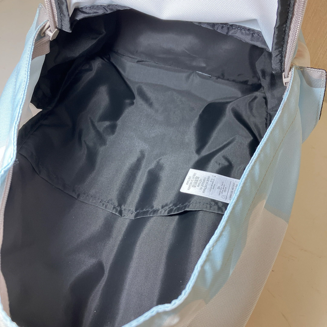 adidas(アディダス)のＢ　新品未使用 adidas marimekko ナイロンリュックサック  レディースのバッグ(リュック/バックパック)の商品写真