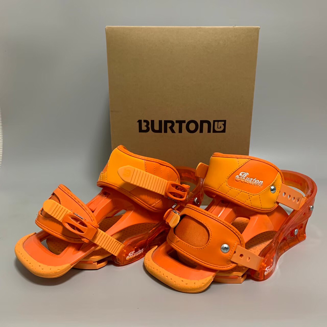 BURTON(バートン)の美品 BURTON バートン スノーボードバインディング Re:Flex スポーツ/アウトドアのスノーボード(バインディング)の商品写真