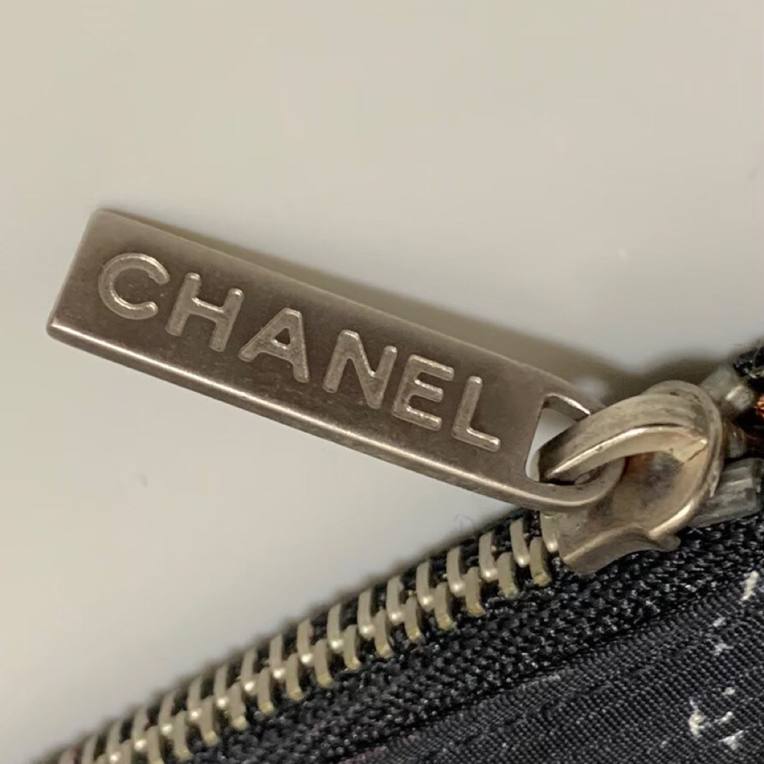 CHANEL(シャネル)のCHANEL シャネル 旧 トラベルライン ナイロン ポーチ 化粧ポーチ レディースのファッション小物(ポーチ)の商品写真
