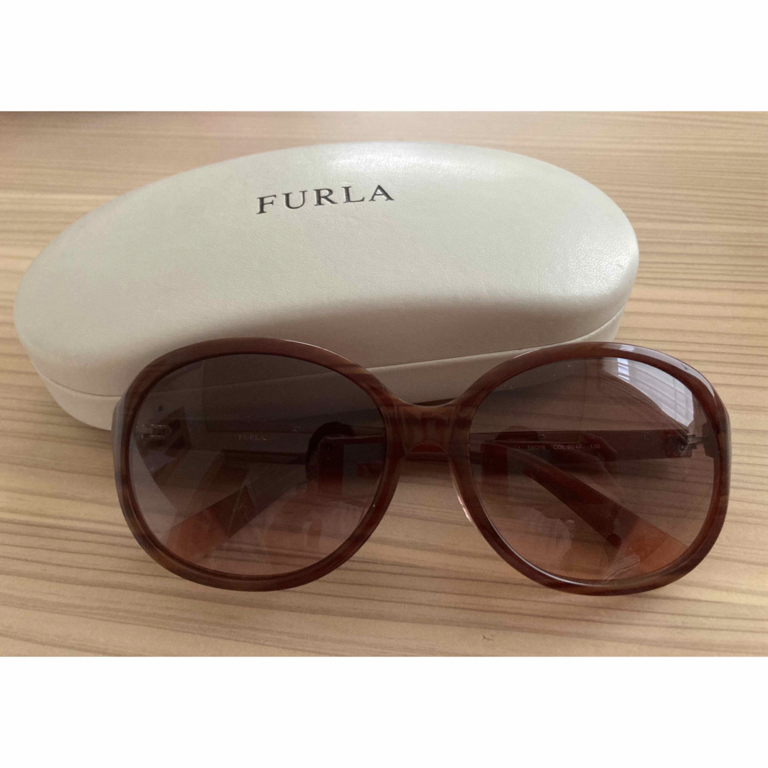 Furla(フルラ)のFURLA サングラス レディースのファッション小物(サングラス/メガネ)の商品写真