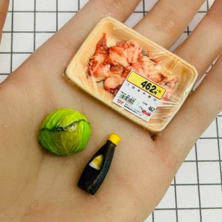 ミニチュア　野菜炒めセット　牛肉　キャベツ　ソース　ドールハウスに　リカちゃんに(その他)