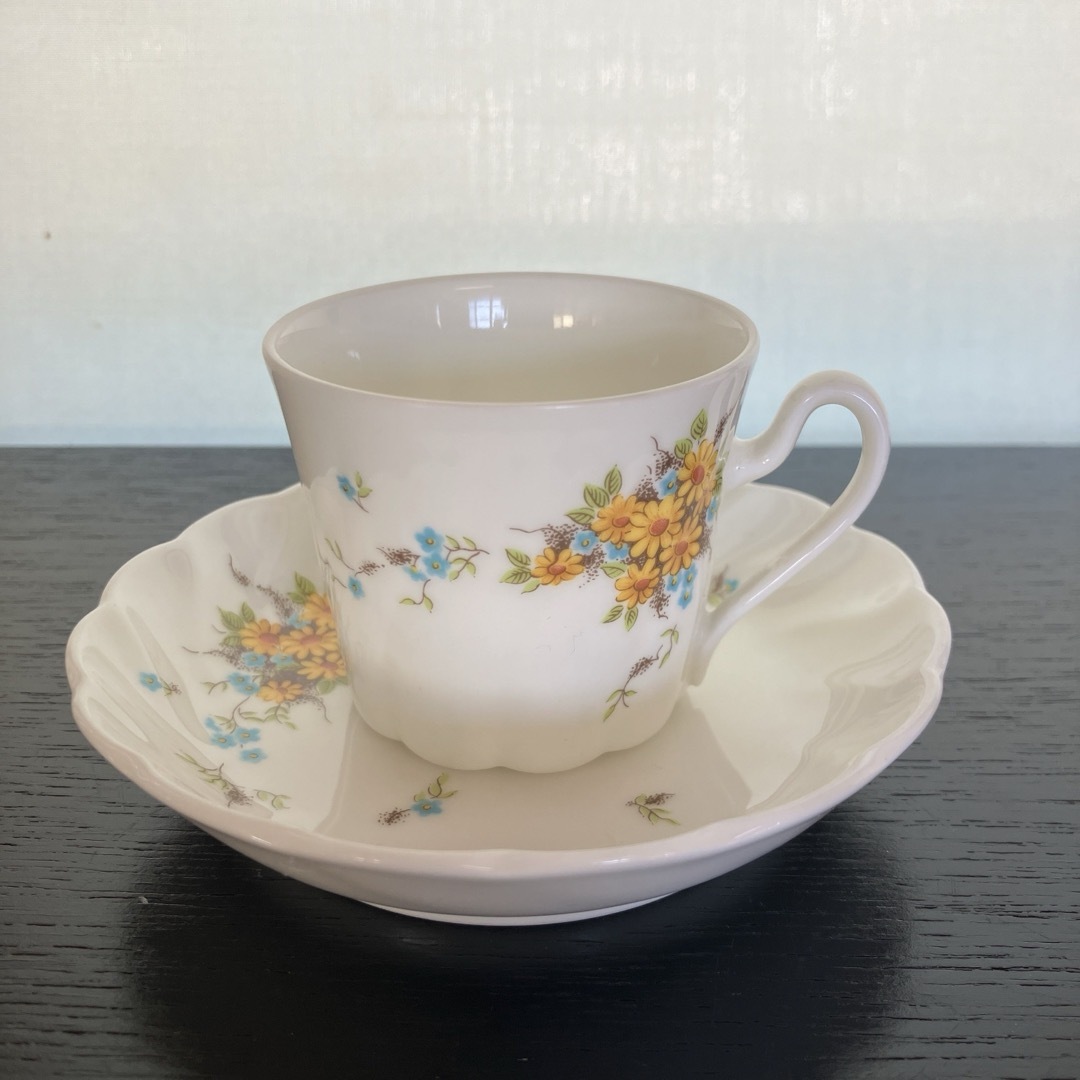 Noritake(ノリタケ)のノリタケデミタスカップ&ソーサー　スタジオコレクション　コーヒーカップ インテリア/住まい/日用品のキッチン/食器(グラス/カップ)の商品写真