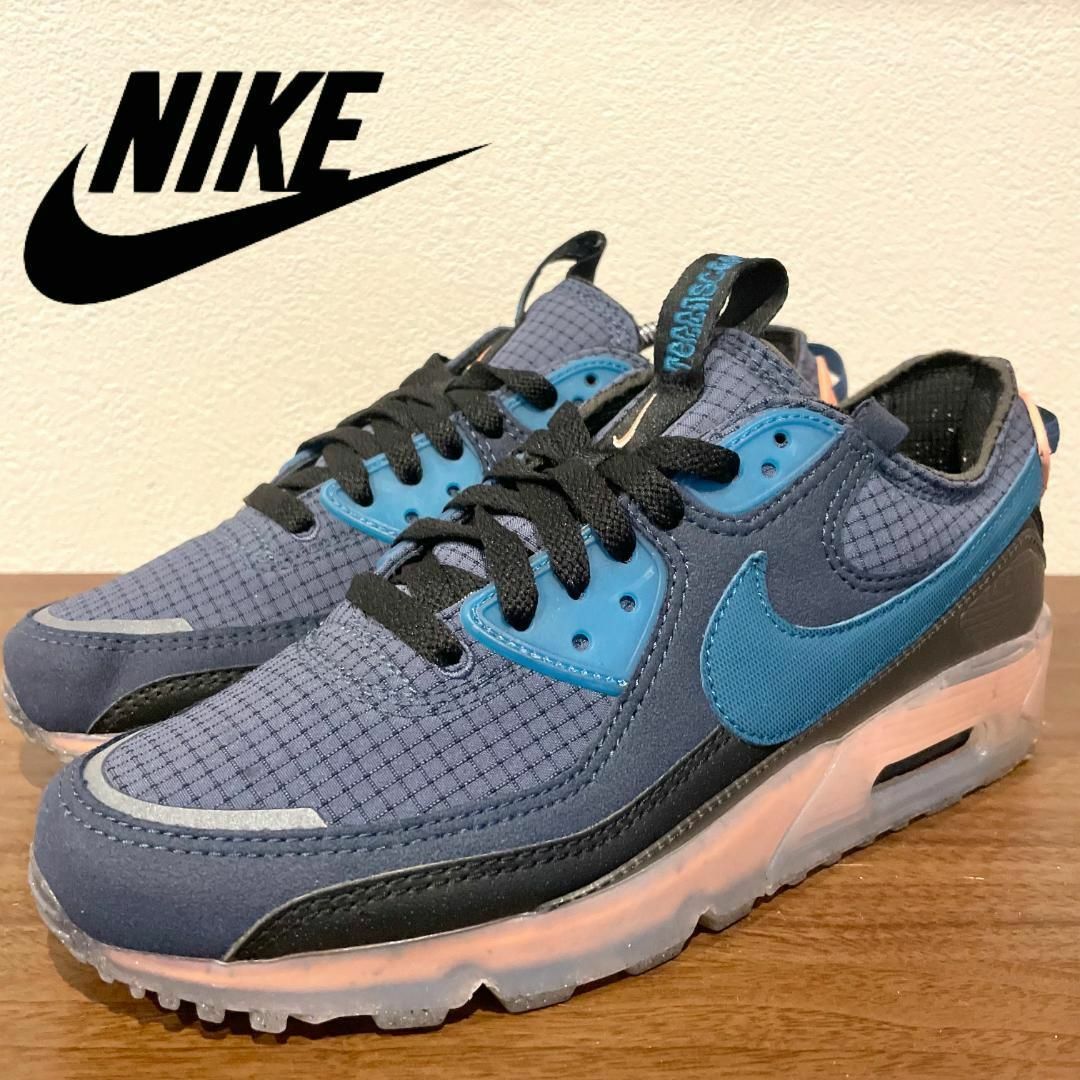 NIKE(ナイキ)のNIKE AIR MAX TERRASCAPE 90 ナイキ エア マックス メンズの靴/シューズ(スニーカー)の商品写真