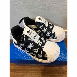 アディダス(adidas)のadidas アディダスディズニーSST360 Disneyベビー13cm(スニーカー)