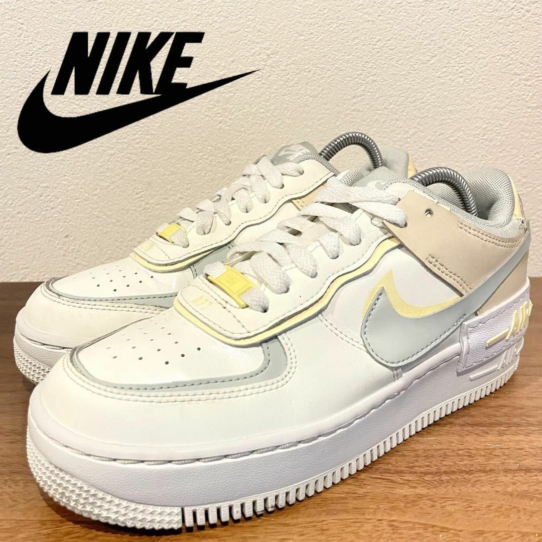 NIKE(ナイキ)のNIKE WMNS AIR FORCE 1 SHADOW SAIL ナイキ レディースの靴/シューズ(スニーカー)の商品写真