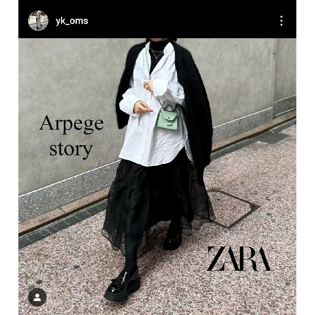 ZARA(ザラ)のZARA　トラックソールローファー タッセルディテール　38サイズ　ブラック レディースの靴/シューズ(ローファー/革靴)の商品写真