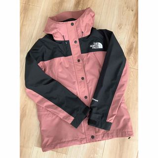 ザノースフェイス(THE NORTH FACE)のTHE NORTH FACE  マウンテンライトジャケット　メイサローズ　Ｓ(ナイロンジャケット)