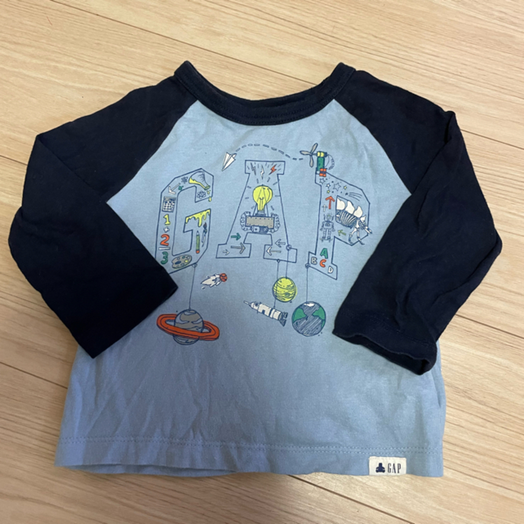 GAP(ギャップ)のGAP長袖　80男の子♡ キッズ/ベビー/マタニティのベビー服(~85cm)(シャツ/カットソー)の商品写真