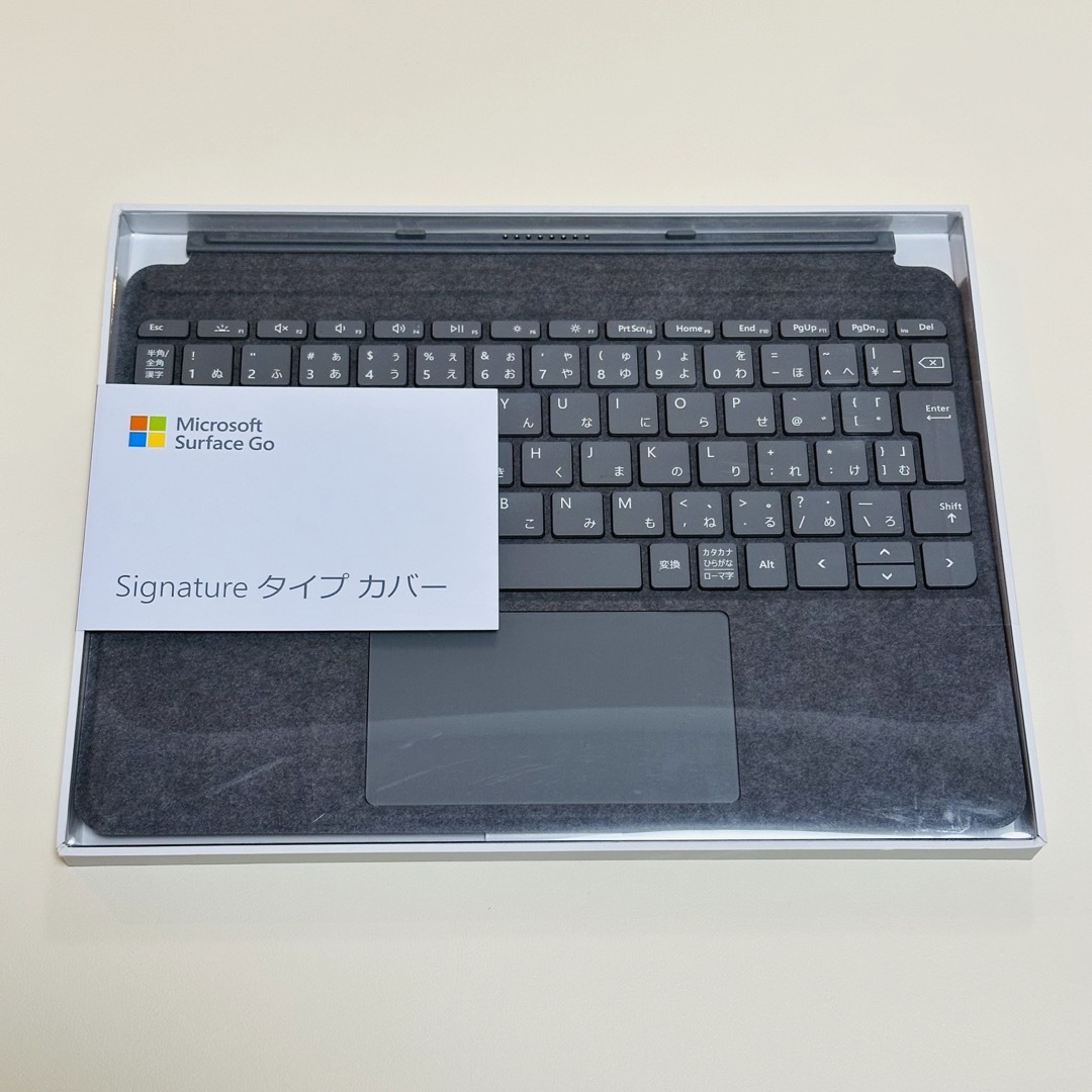 Microsoft(マイクロソフト)のSurface Go KCS-00144 プラチナ タイプカバー スマホ/家電/カメラのPC/タブレット(その他)の商品写真