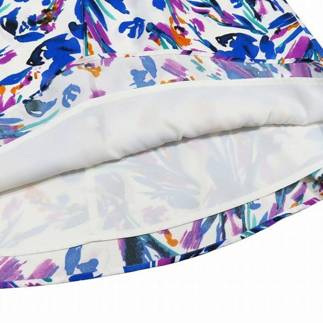 ReFLEcT(リフレクト)の美品 リフレクト Reflect 総柄 プリント フレアスカート ハーフ レディースのスカート(ひざ丈スカート)の商品写真