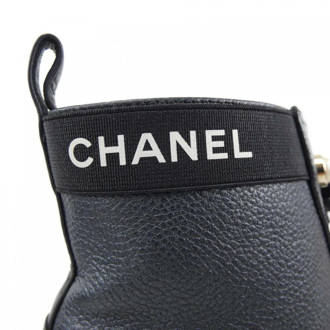 CHANEL(シャネル)のシャネル CHANEL ブーツ レディースの靴/シューズ(ブーツ)の商品写真