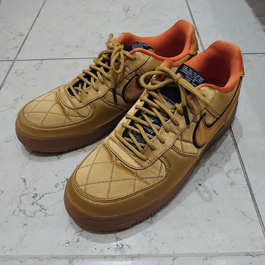 NIKE(ナイキ)のNIKE◆AIR FORCE 1 07 PRM/29cm/BRW メンズの靴/シューズ(スニーカー)の商品写真