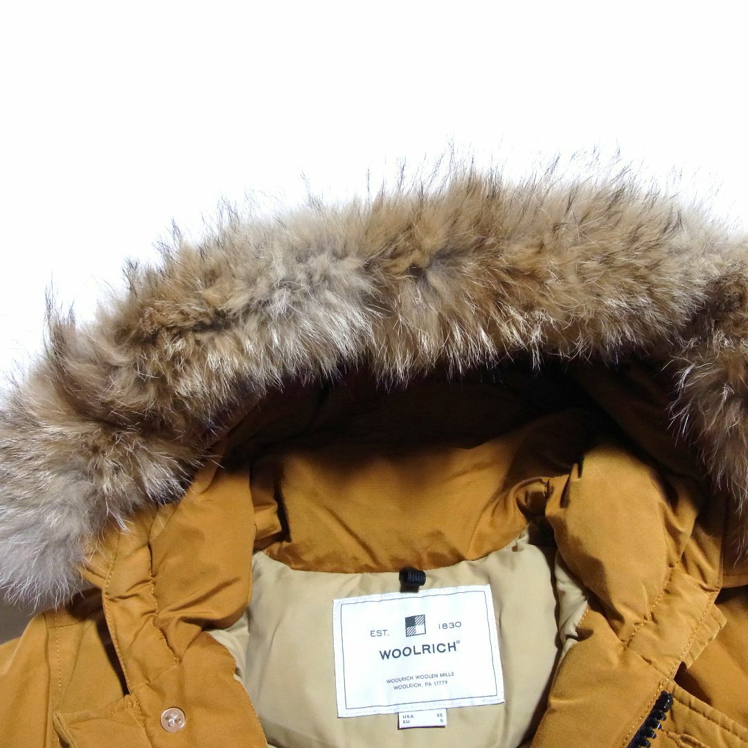 WOOLRICH(ウールリッチ)の限定カラー バーボン ウールリッチ アークティック パーカー ダウン ジャケット メンズのジャケット/アウター(ダウンジャケット)の商品写真