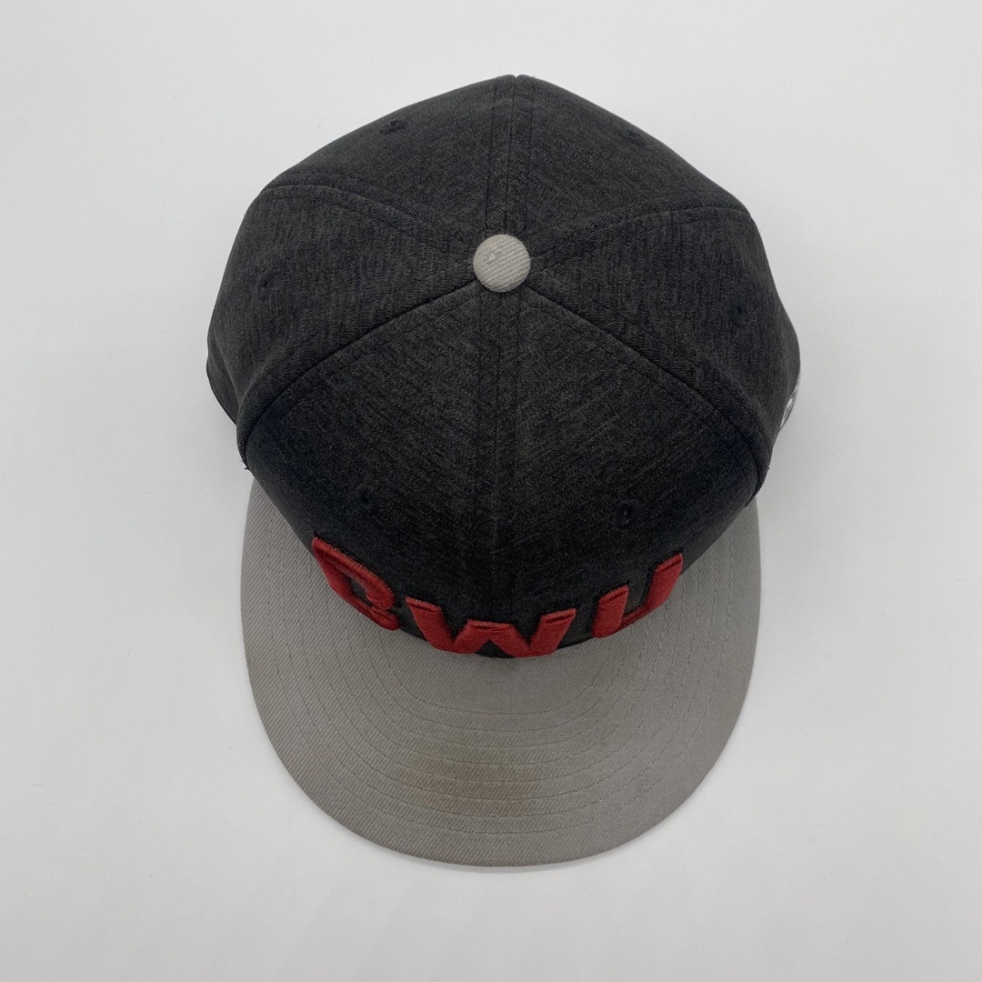 NEW ERA(ニューエラー)のNEWERA　ニューエラ　CWU　刺繍ワッペンロゴ　2トーンカラーキャップ メンズの帽子(キャップ)の商品写真