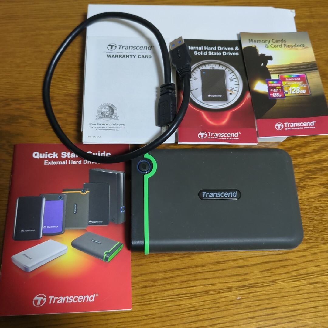 Transcend(トランセンド)のTranscend Portable Hard Drive 1TB  未使用品 スマホ/家電/カメラのPC/タブレット(PC周辺機器)の商品写真