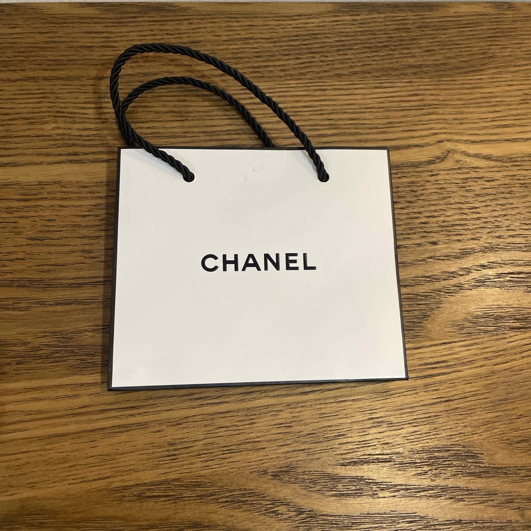 CHANEL(シャネル)のショップバッグ シャネル レディースのバッグ(ショップ袋)の商品写真
