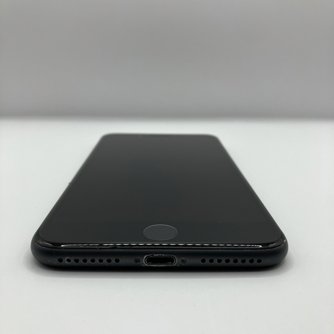 iPhone(アイフォーン)の七天楽様専用　iPhone 8 Plus Space Gray スマホ/家電/カメラのスマートフォン/携帯電話(スマートフォン本体)の商品写真