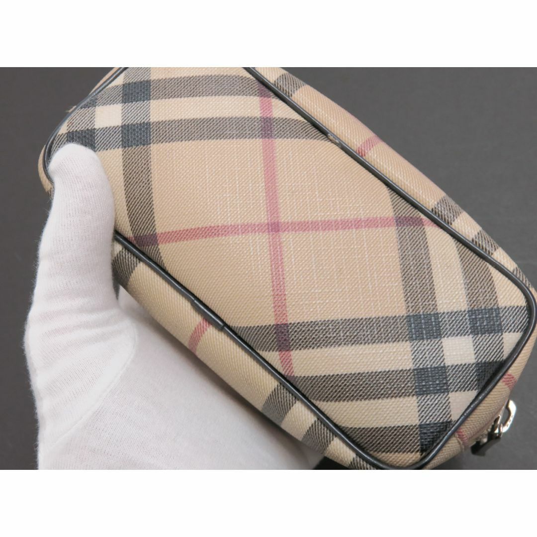 BURBERRY(バーバリー)のバーバリー　ノヴァチェック　コスメポーチ　コーティングキャンバス　BURBERRY　18679411 レディースのファッション小物(ポーチ)の商品写真