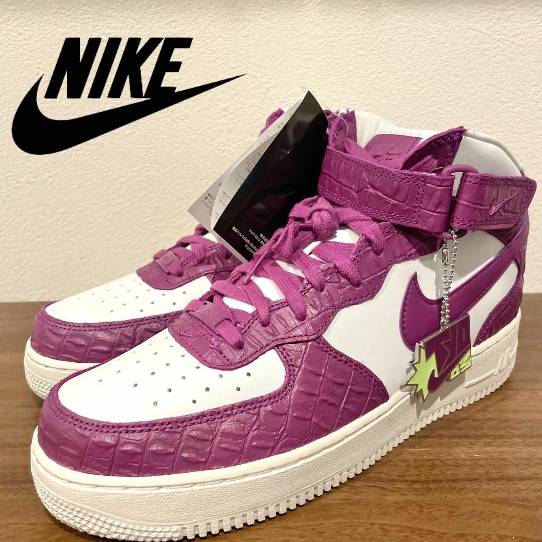 NIKE(ナイキ)のNIKE W AIR FORCE 1 '07 MID LX VIOTECH メンズの靴/シューズ(スニーカー)の商品写真