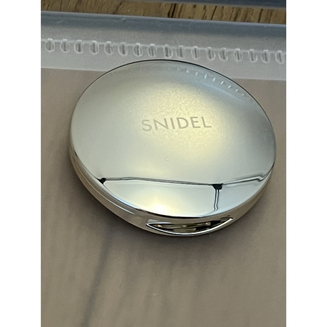 SNIDEL(スナイデル)のスナイデル　ルミナイジングカラーアイズ　EX3 コスメ/美容のベースメイク/化粧品(アイシャドウ)の商品写真