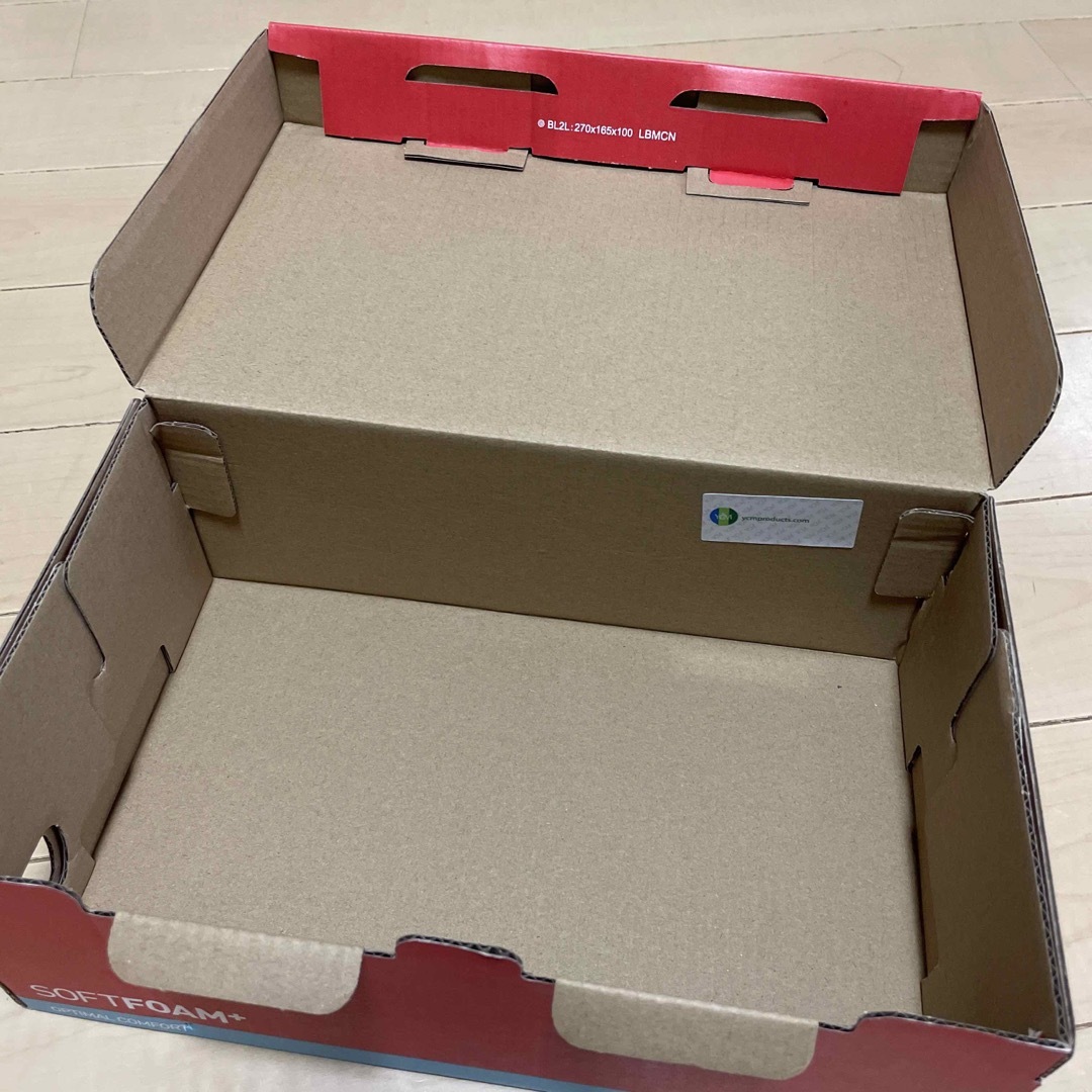 PUMA(プーマ)のプーマ　靴の空き箱 レディースのバッグ(ショップ袋)の商品写真