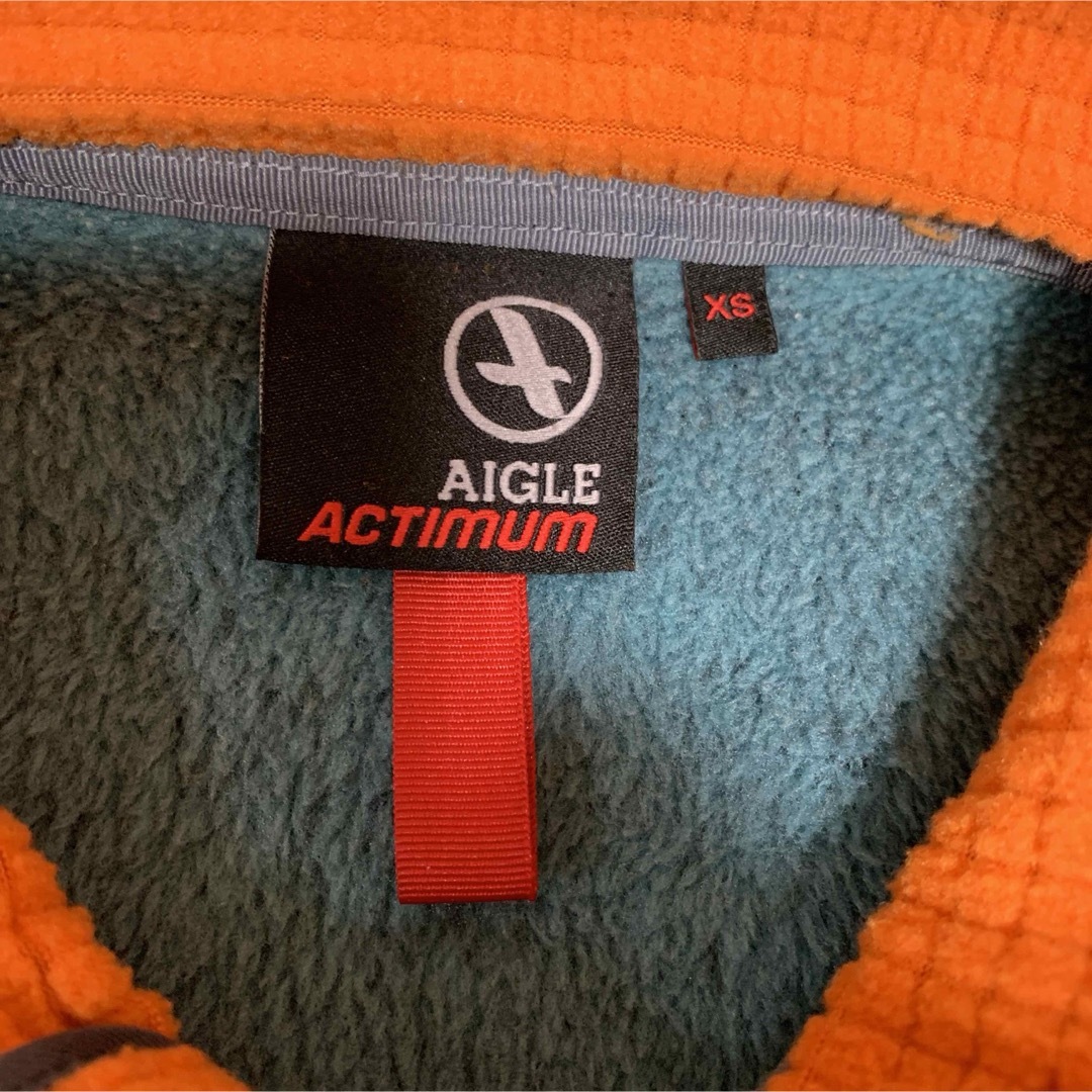 AIGLE(エーグル)のAIGLE ACTIMUM フリース　ベスト　レディース　ガールズ　XS レディースのトップス(ベスト/ジレ)の商品写真