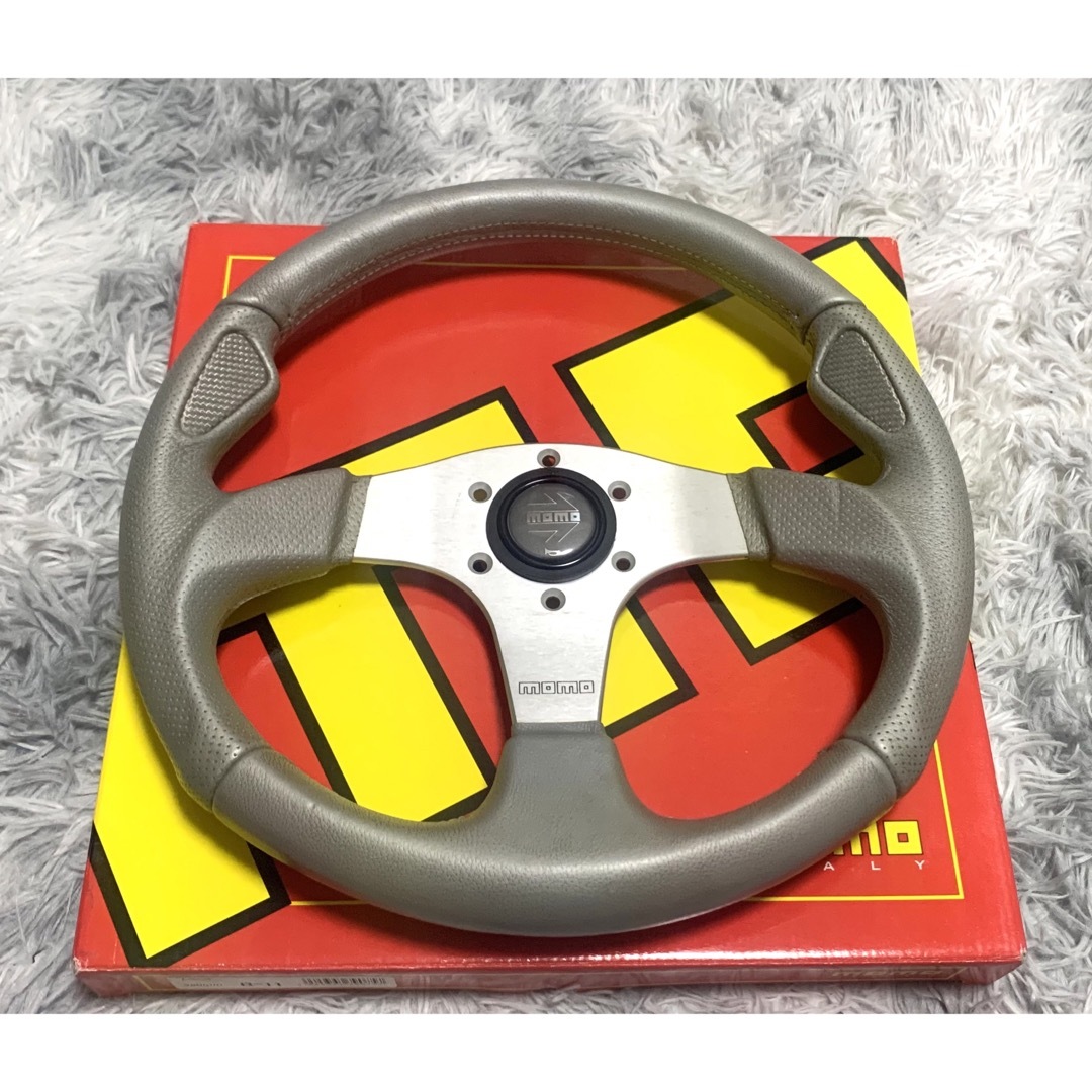 希少 MOMO JET モモ ジェット レザーステアリング 350mm 即納◎ 希少 MOMO JET モモ ジェット レザーステアリング 350mm 即納◎