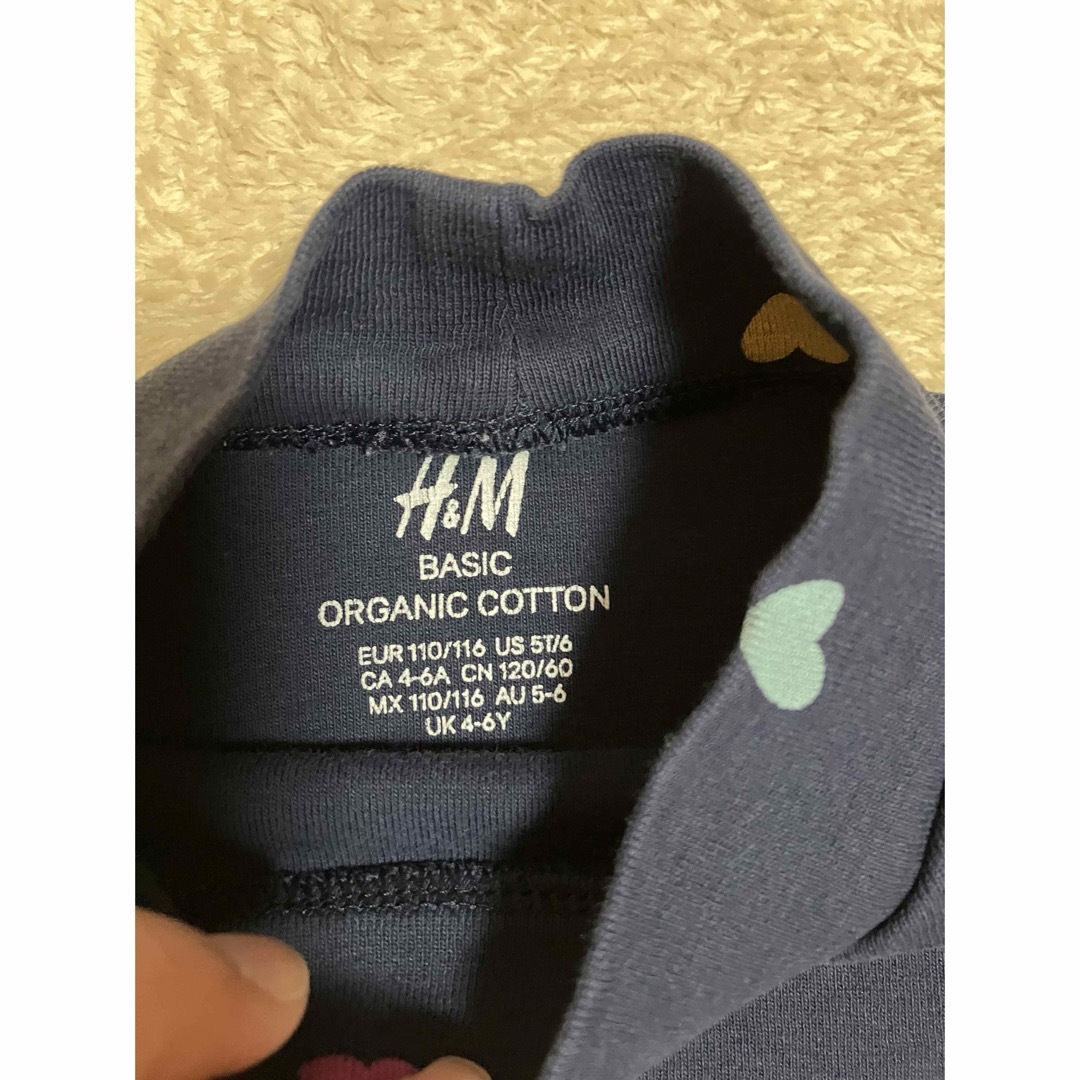 H&M(エイチアンドエム)のH&M ハイネックトップス キッズ/ベビー/マタニティのキッズ服女の子用(90cm~)(Tシャツ/カットソー)の商品写真