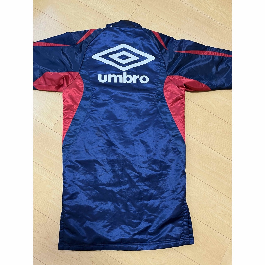 UMBRO(アンブロ)のUMBRO アンブロ ベンチコート 裏ボア スポーツ 防寒着  140 キッズ/ベビー/マタニティのキッズ服男の子用(90cm~)(コート)の商品写真