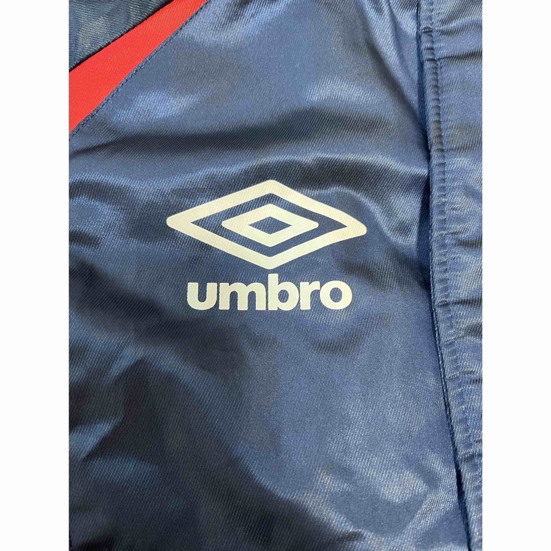 UMBRO(アンブロ)のUMBRO アンブロ ベンチコート 裏ボア スポーツ 防寒着  140 キッズ/ベビー/マタニティのキッズ服男の子用(90cm~)(コート)の商品写真