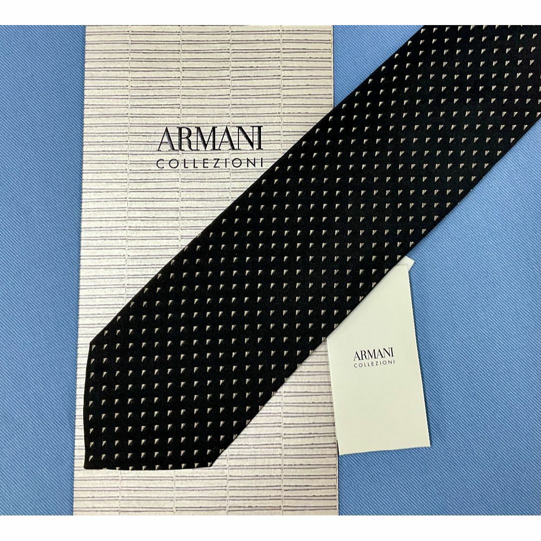 ARMANI COLLEZIONI(アルマーニ コレツィオーニ)のアルマーニ　ネクタイ 3A09A　新品 タグ付　専用ケース付き　プレゼントにも メンズのファッション小物(ネクタイ)の商品写真