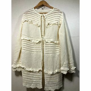 512012○ BEAMS BOY フリル ニット カーディガンの通販 by