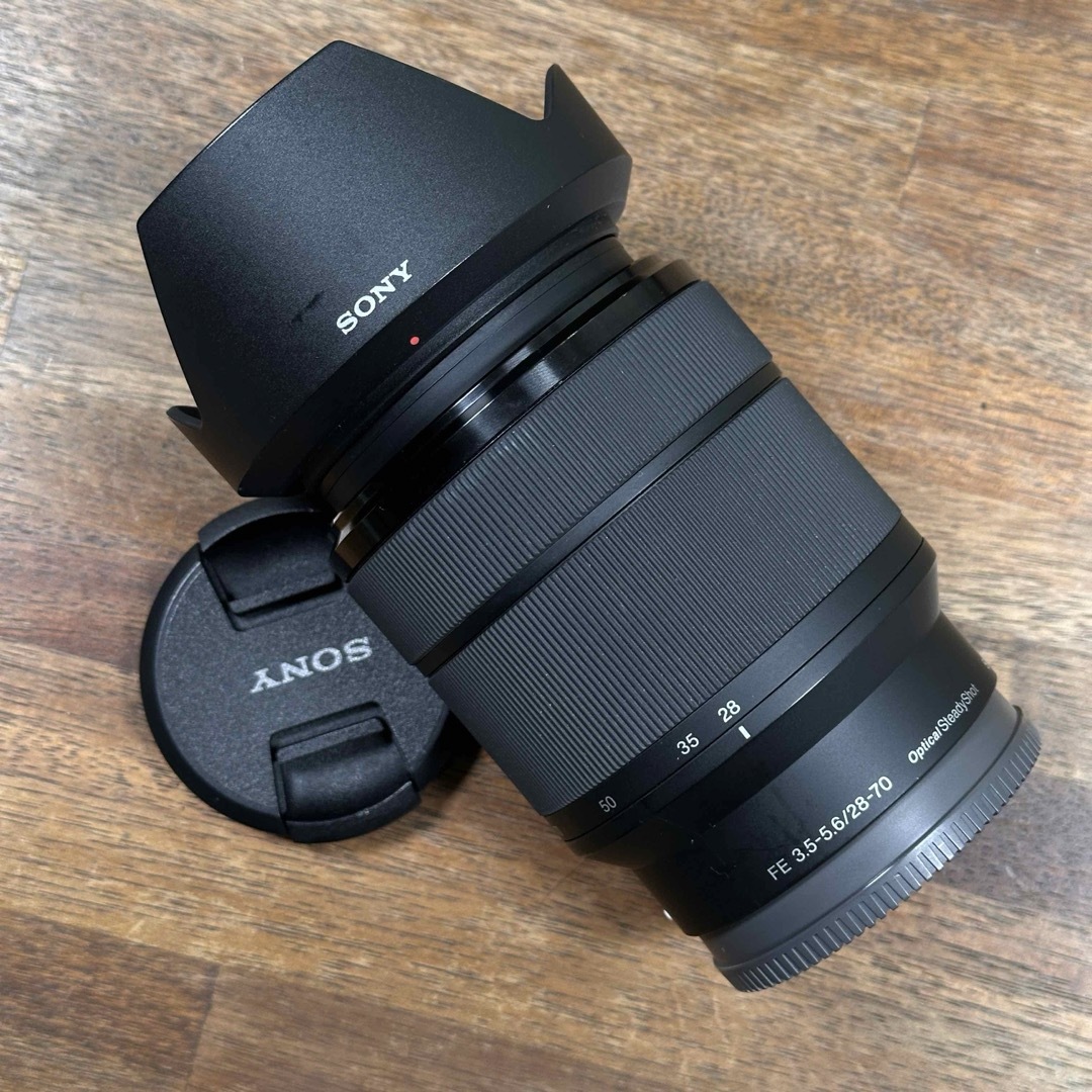 SONY(ソニー)のSONY SEL2870 FE 28-70mm F3.5-5.6 OSS スマホ/家電/カメラのカメラ(レンズ(ズーム))の商品写真