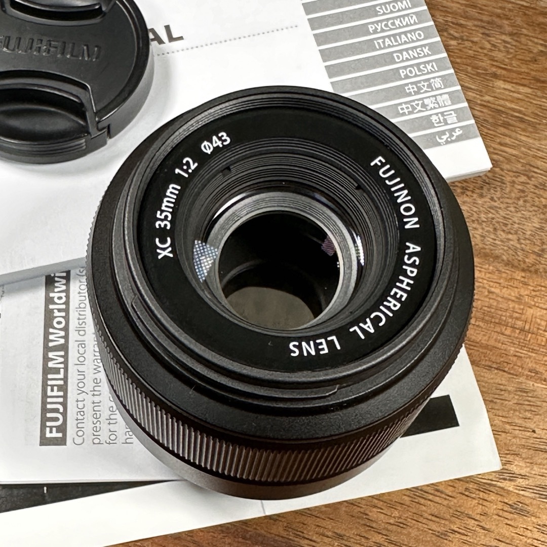 富士フイルム(フジフイルム)のFujinon XC35mmF2 単焦点 スマホ/家電/カメラのカメラ(レンズ(単焦点))の商品写真