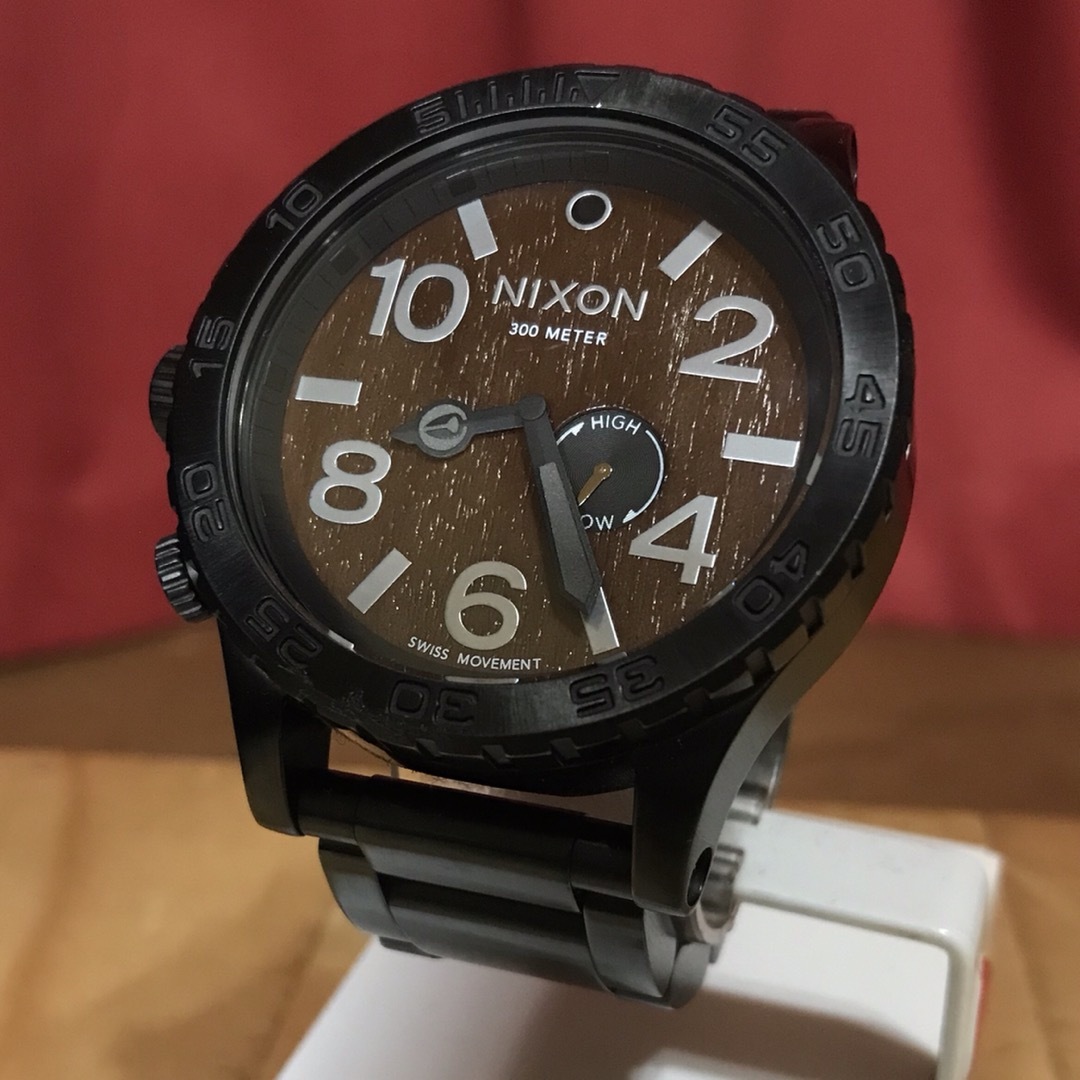 NIXON(ニクソン)のNIXON 51-30 TIDE  ☆DARK WOOD☆ 箱・保証書付き メンズの時計(腕時計(アナログ))の商品写真