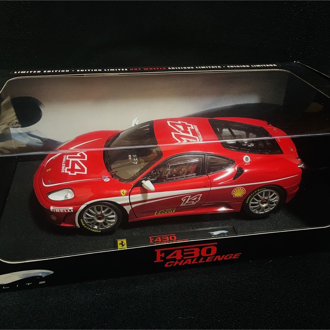ホットウィール 可愛がり 1/18 フェラーリ458 2台 ホットウィール 可愛がり 1/18 フェラーリ458 2台