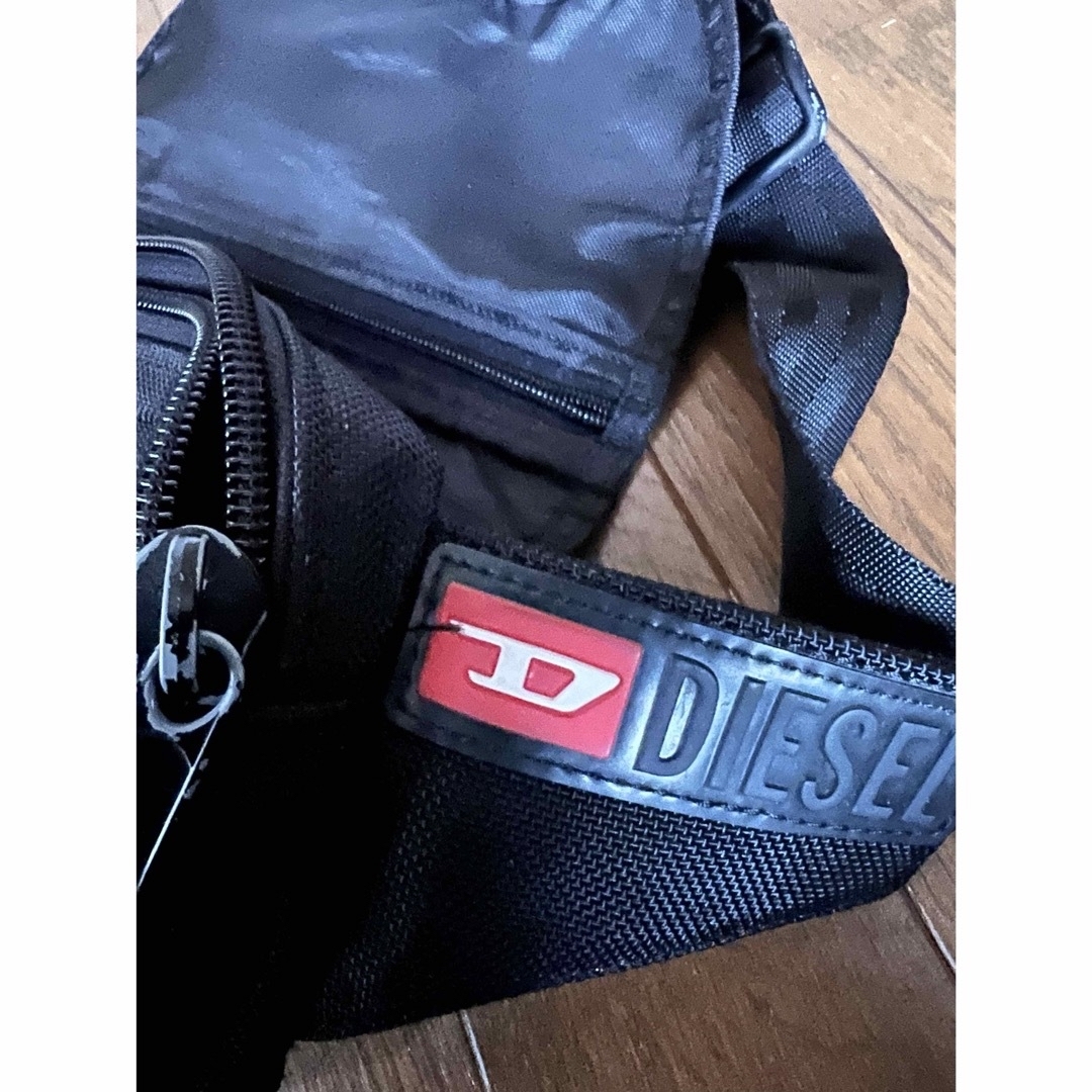 DIESEL(ディーゼル)のDIESEL ボディーバック メンズのバッグ(ボディーバッグ)の商品写真