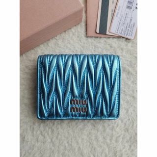 ミュウミュウ(miumiu)の国内完売 MIU MIU ミュウミュウ マテラッセ レザー 2つ折り財布(財布)